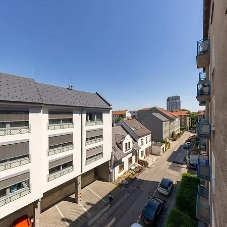 Quiet And Cozy In Old Town - Free Parking Apartmán *
