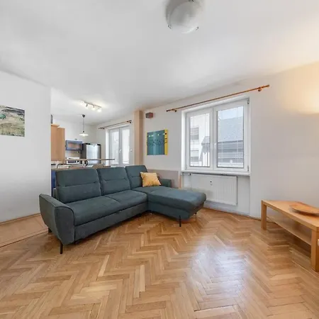 Quiet And Cozy In Old Town - Free Parking * Bratislava