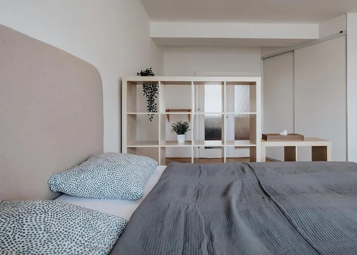 Apartament Quiet And Cozy In Old Town - Free Parking Bratislava