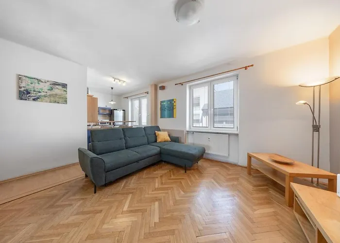 Quiet And Cozy In Old Town - Free Parking * Bratislava