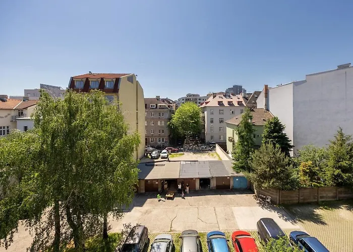 Quiet And Cozy In Old Town - Free Parking