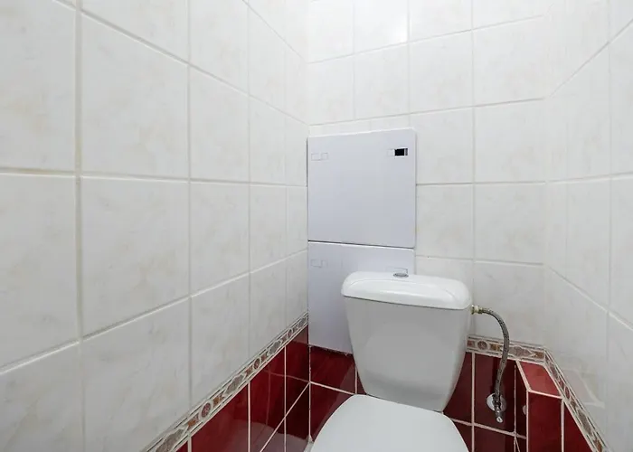 Quiet And Cozy In Old Town - Free Parking Apartament