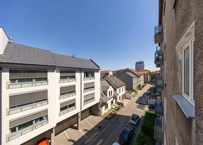 Quiet And Cozy In Old Town - Free Parking Apartament *