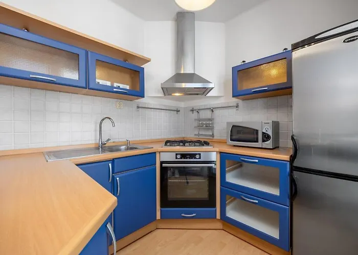 Appartement Quiet And Cozy In Old Town - Free Parking *